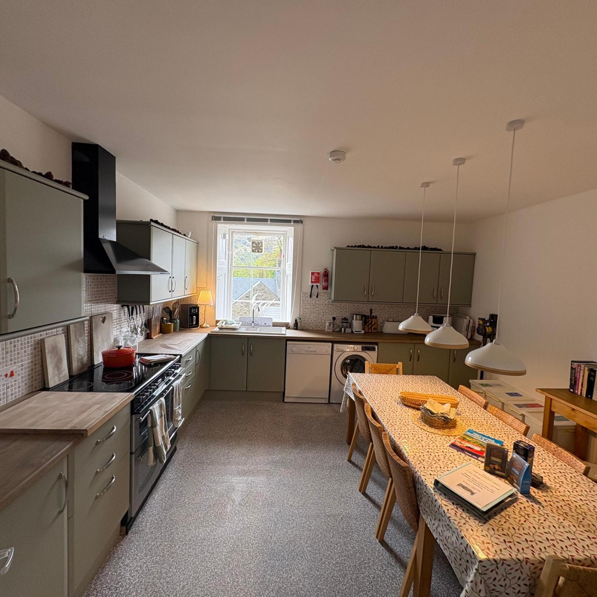 The Rannoch Nest, Kinloch Rannoch Apartment Bagian luar foto
